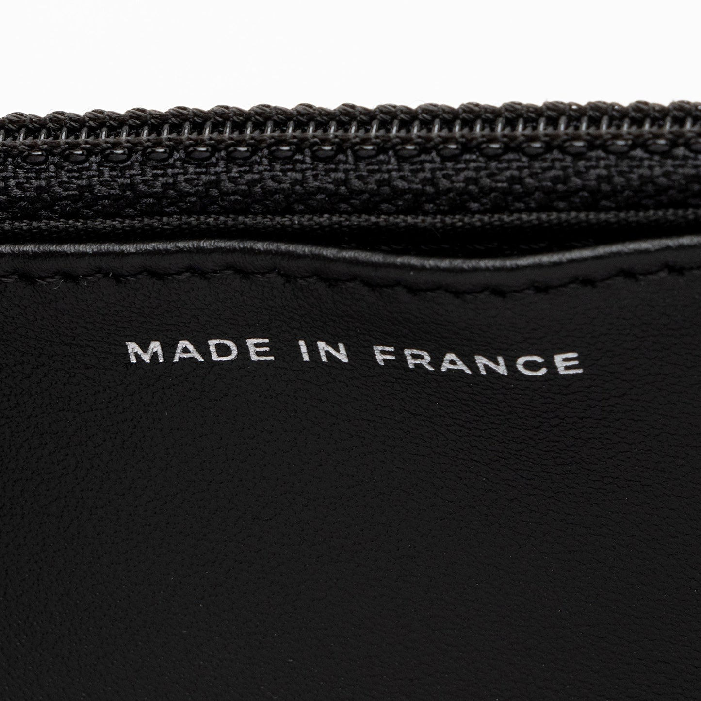 Chanel Caviar Leather Boy Wallet on Chain (SHF-Rw1D6r)