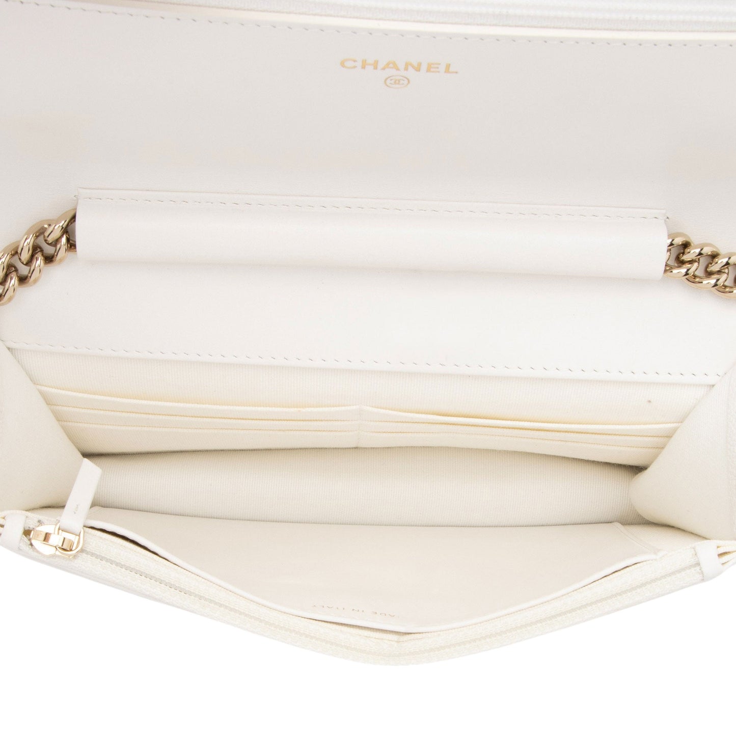 Chanel Caviar Leather Boy Wallet on Chain (SHF-z9WBsL)