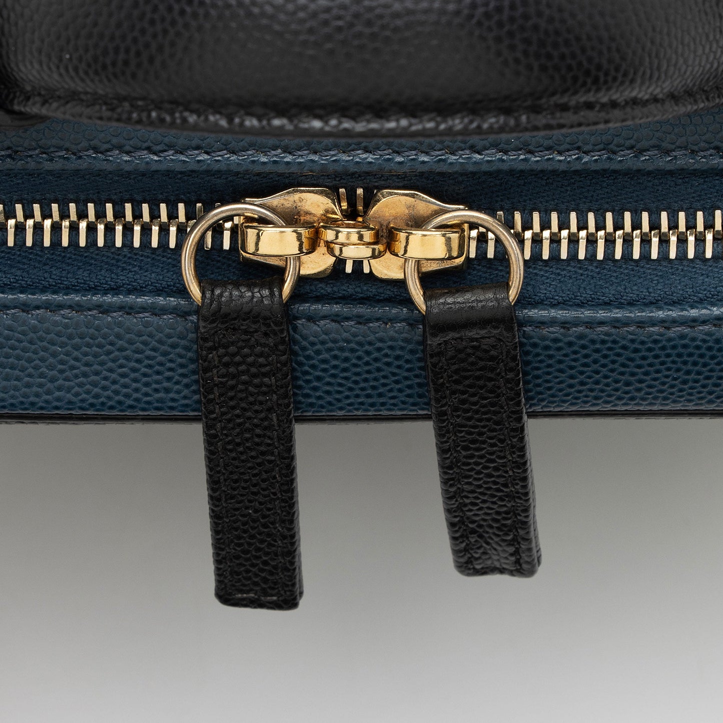 Chanel Caviar Leather CC Filigree Medium Vanity Case