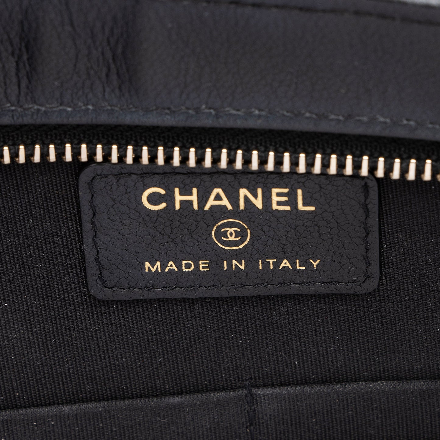 Chanel Caviar Leather Classic Trendy Pouch