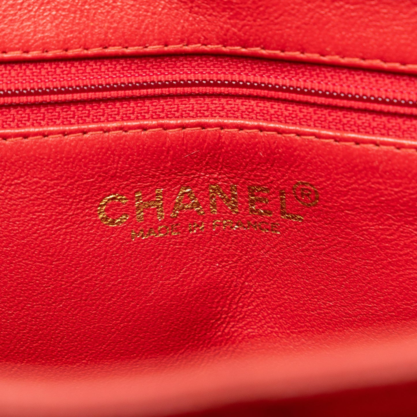 Chanel Caviar Medallion Tote (SHG-Au2Ex1)