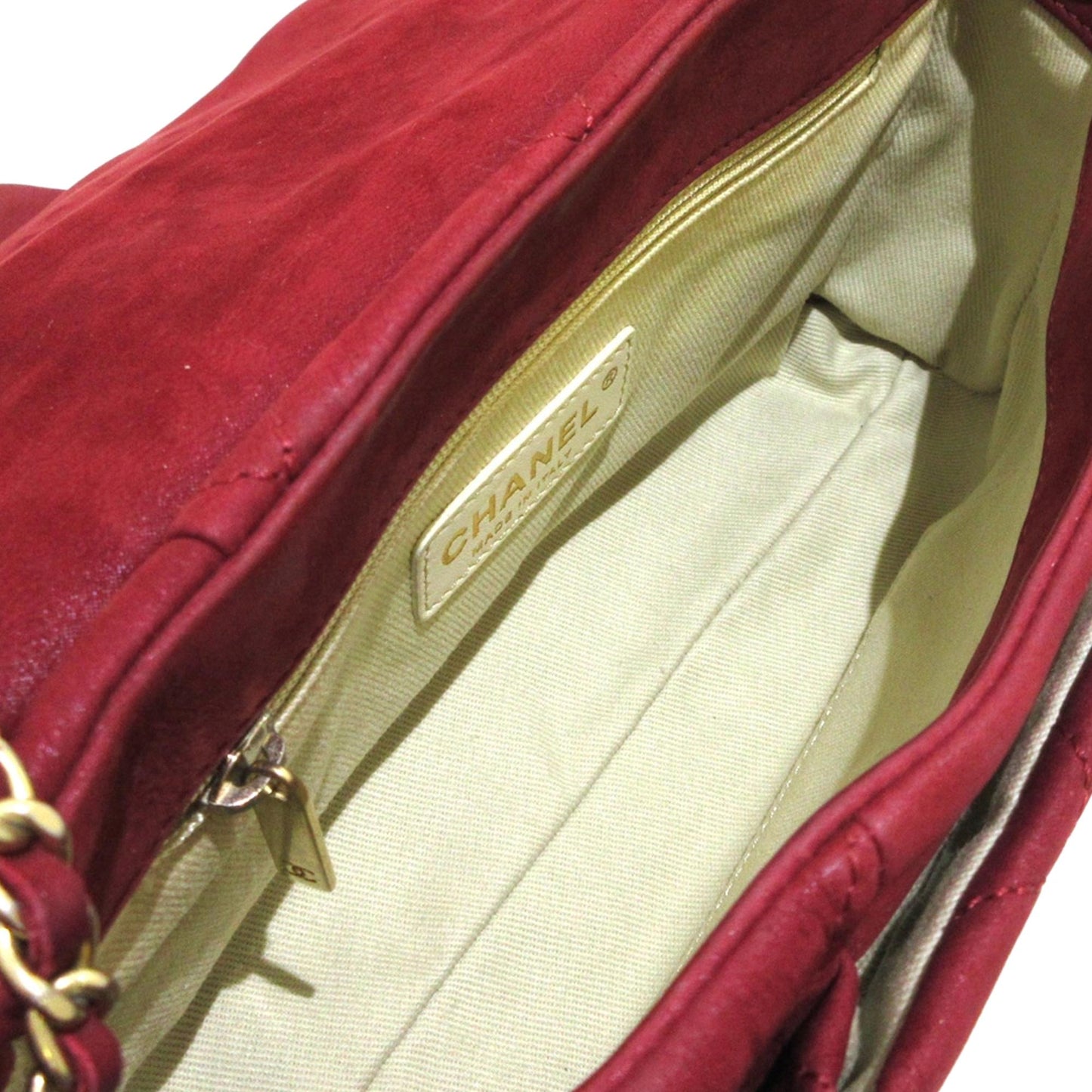 Chanel Chic Quilt Lambskin Leather Shoulder Bag (SHG-34319)
