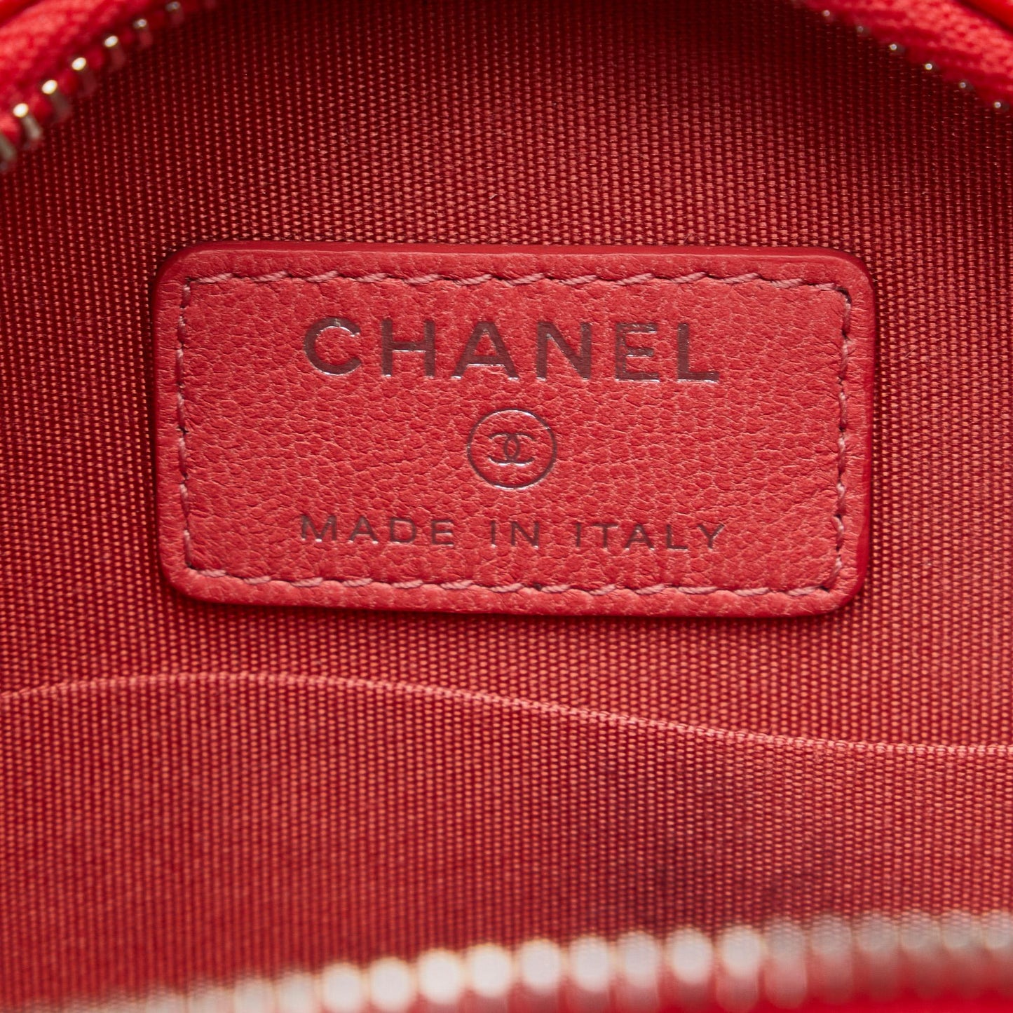 Chanel Color Pop CC Round Crossbody Bag (SHG-nW6Kck)