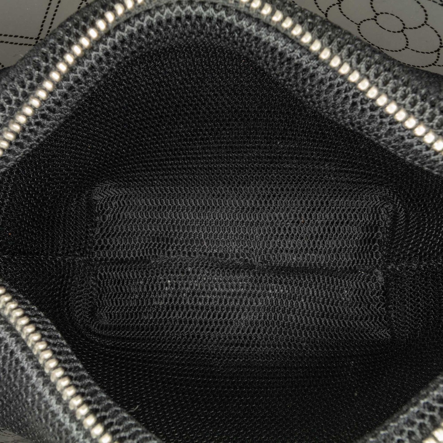 Chanel Crumpled Calfskin PVC Camellia Bucket (SHG-MQacNp)