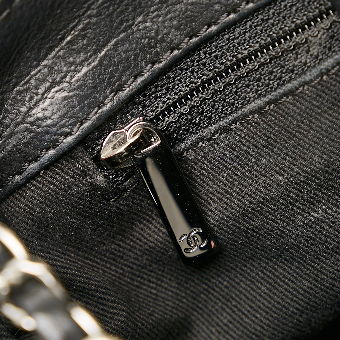 Chanel Diamond Stitch Accordion Flap (SHG-B6Y3QK)
