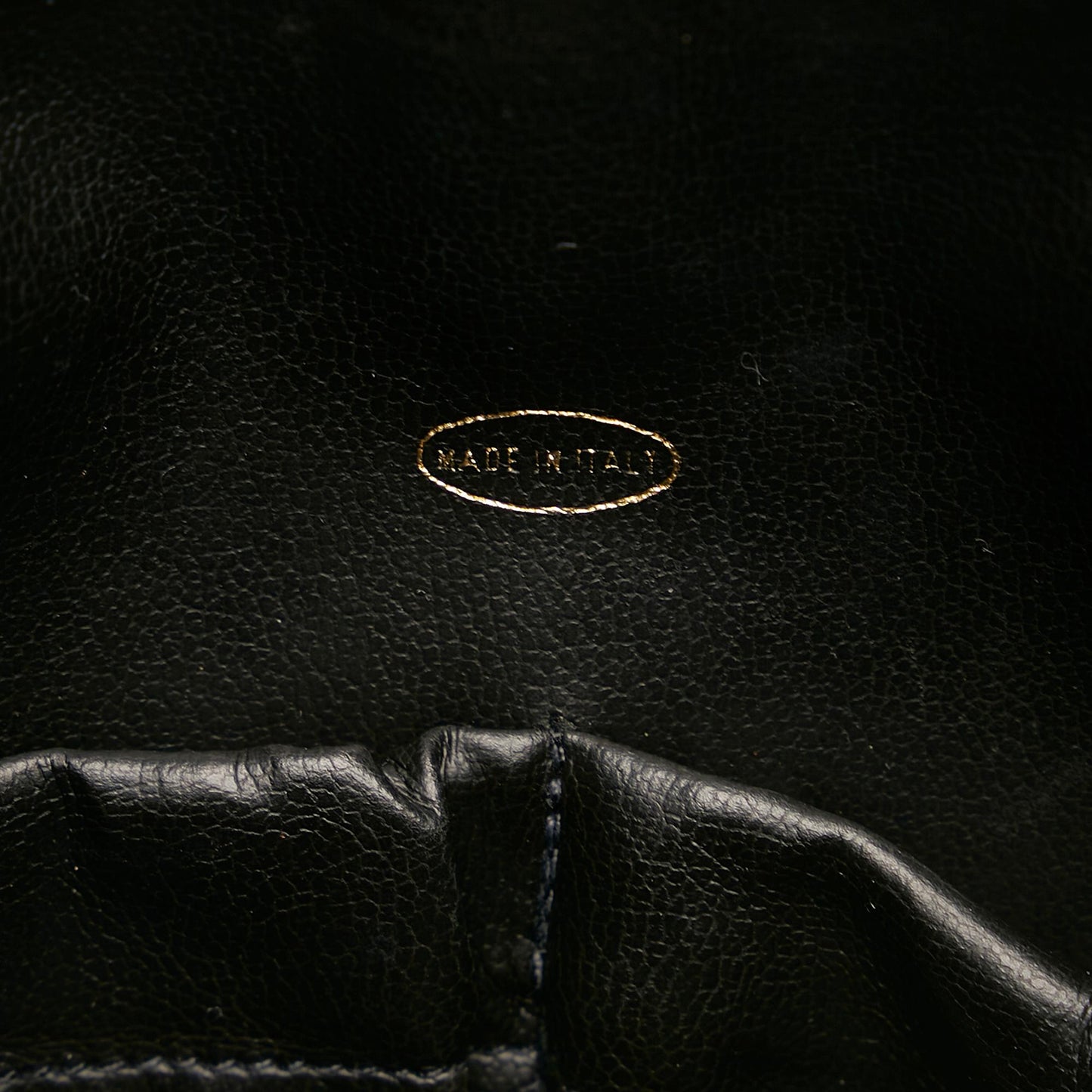 Chanel Diamond Stitch Pouch (SHG-7uj1q0)