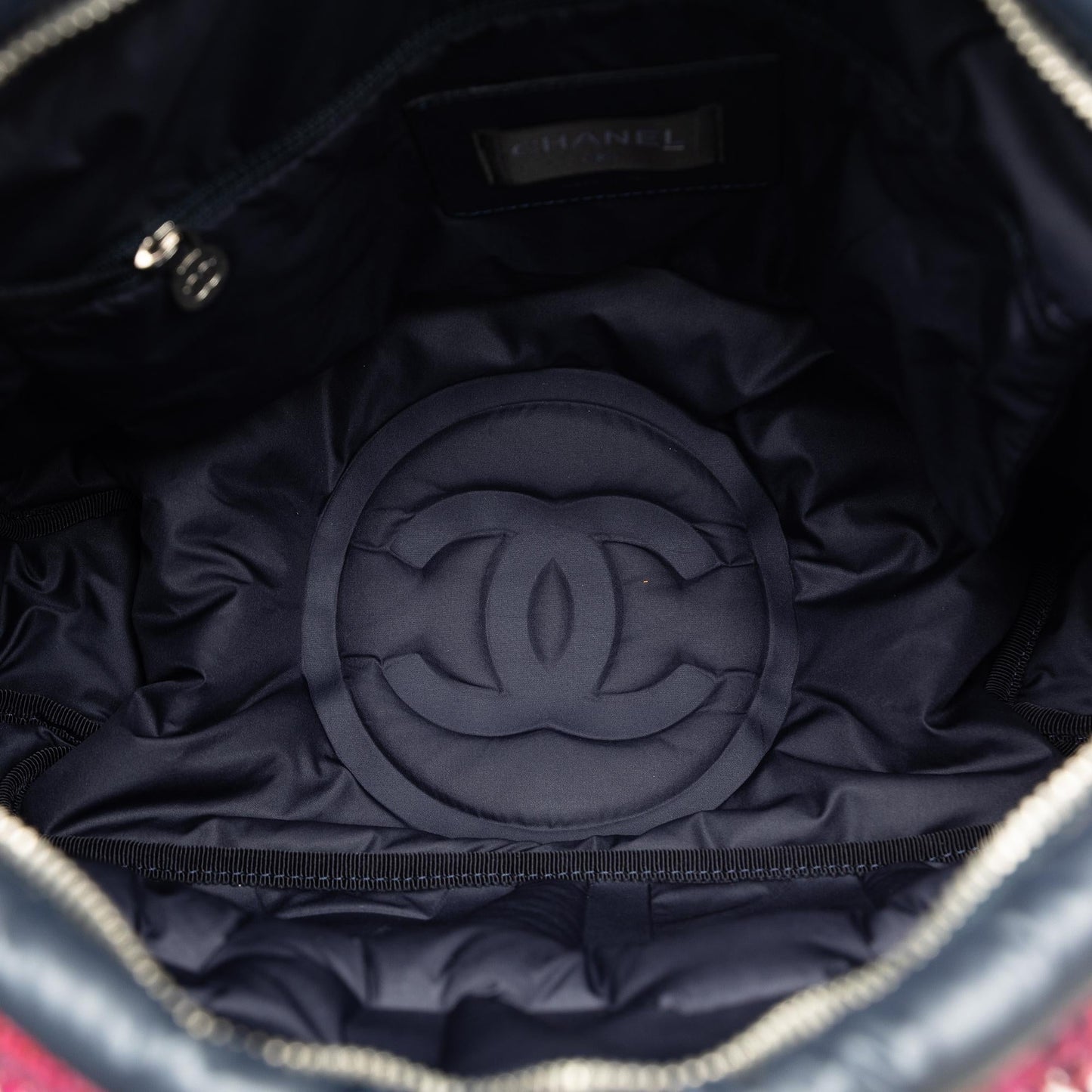 Chanel Doudoune Crossbody Bag (SHG-7ROZxM)