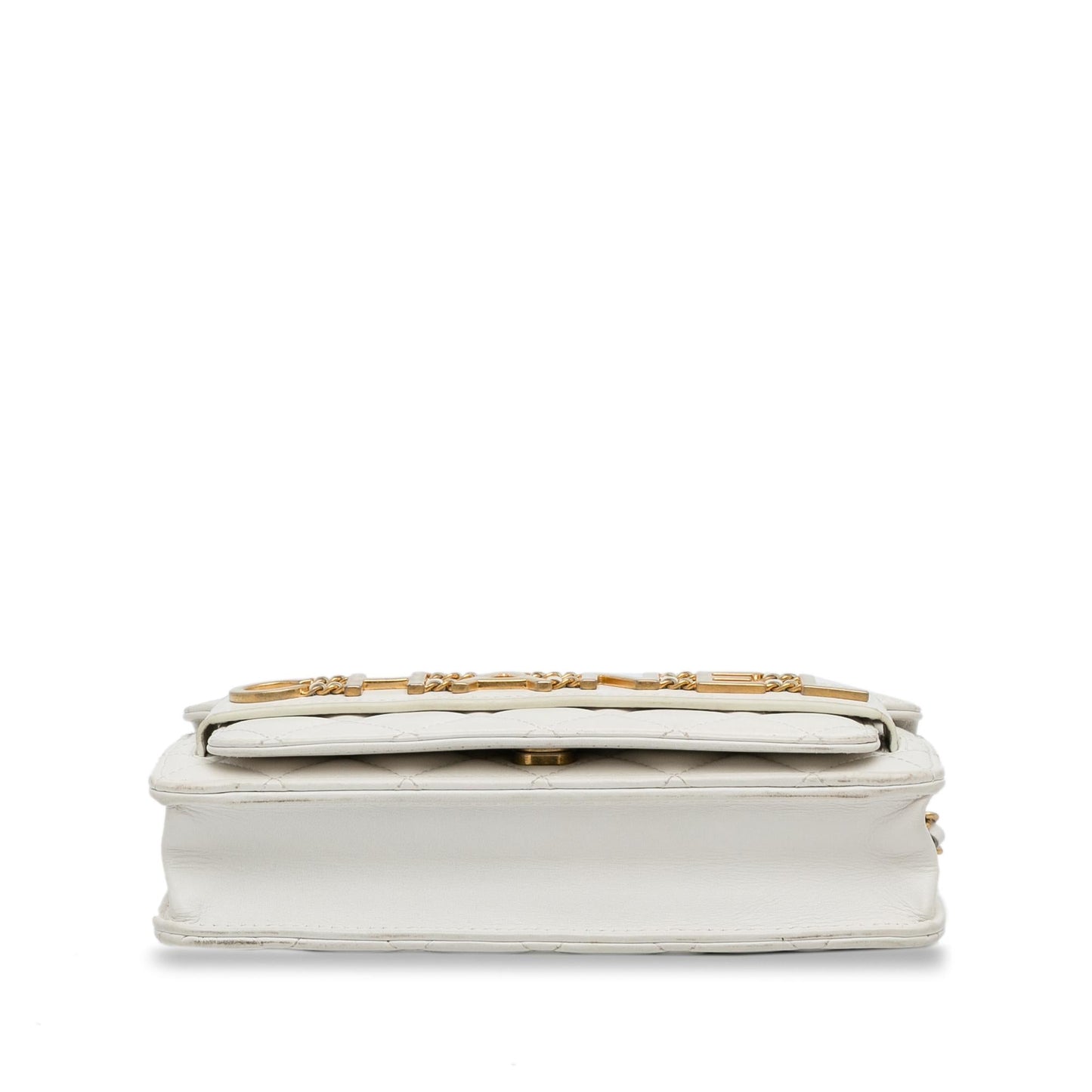 Chanel Enchained Wallet on Chain