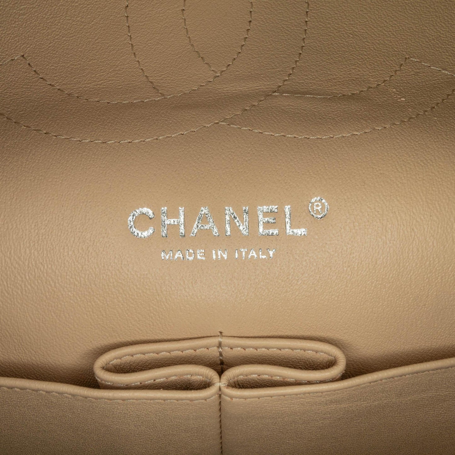 Chanel Jumbo Classic Lambskin Double Flap (SHG-Mqc20h)
