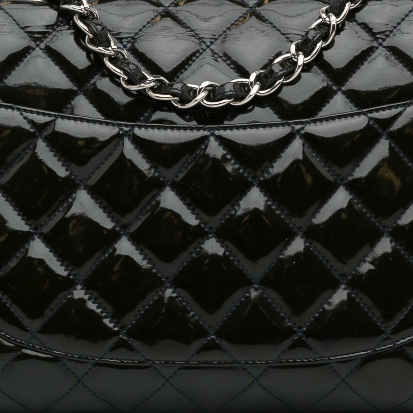 Chanel Jumbo Classic Patent Single Flap Bag (SHG-WIi3Tf)