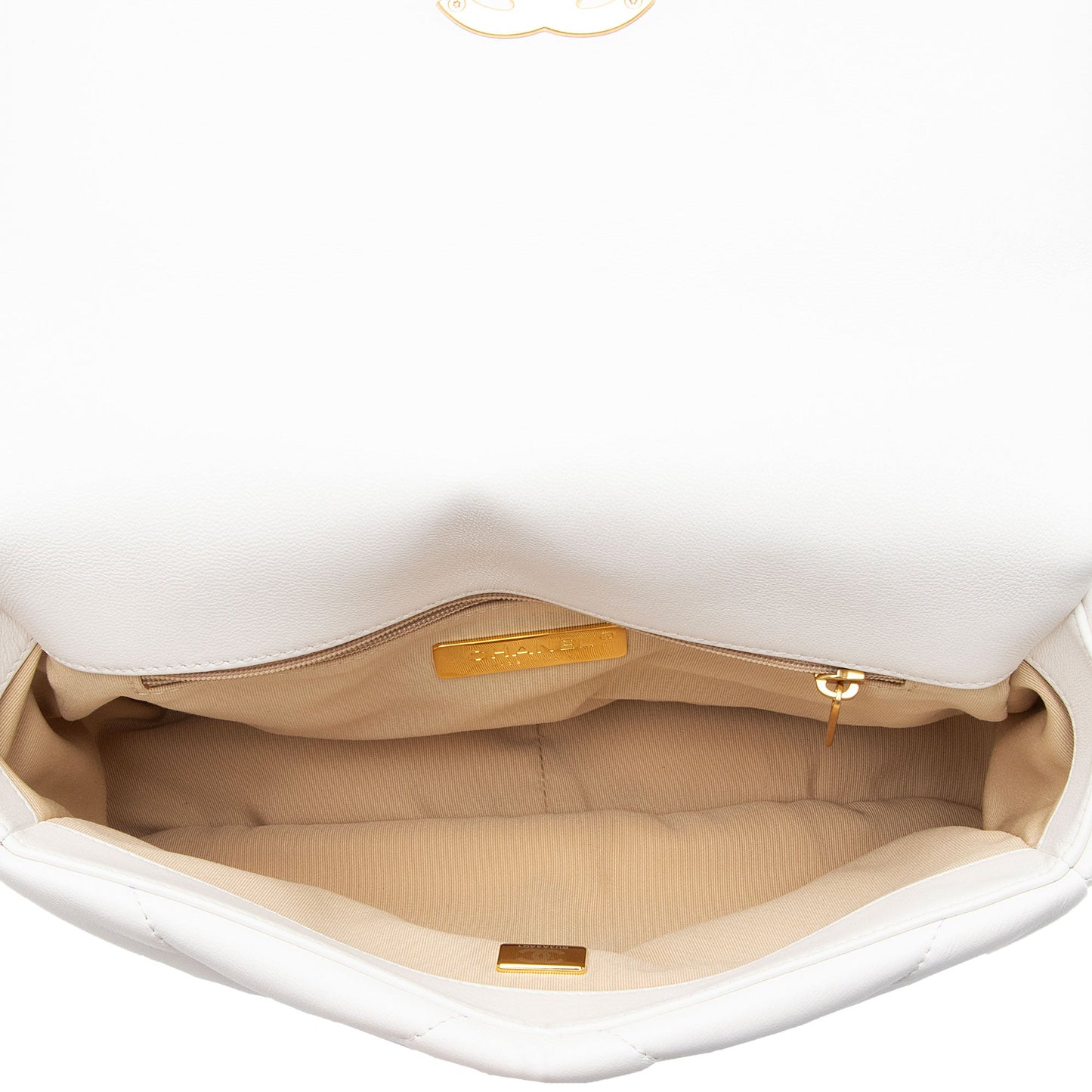 Chanel Lambskin 19 Medium Flap Shoulder Bag (SHF-mCNqcK)