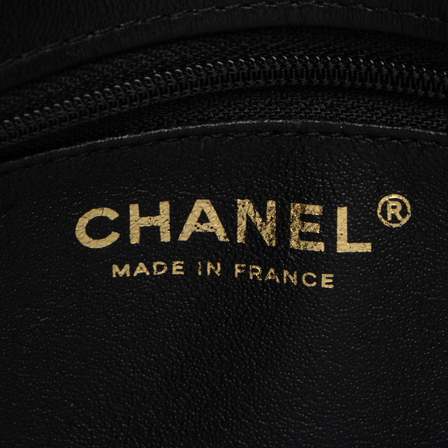 Chanel Lambskin CC Chic Medium Flap Bag (SHF-JgVtpv)