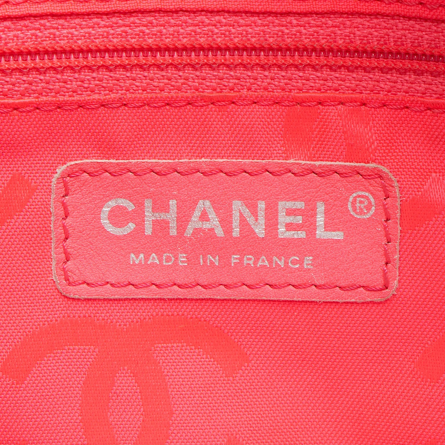 Chanel Lambskin Ligne Cambon Shopper Shoulder Bag (SHF-MaOmWR)