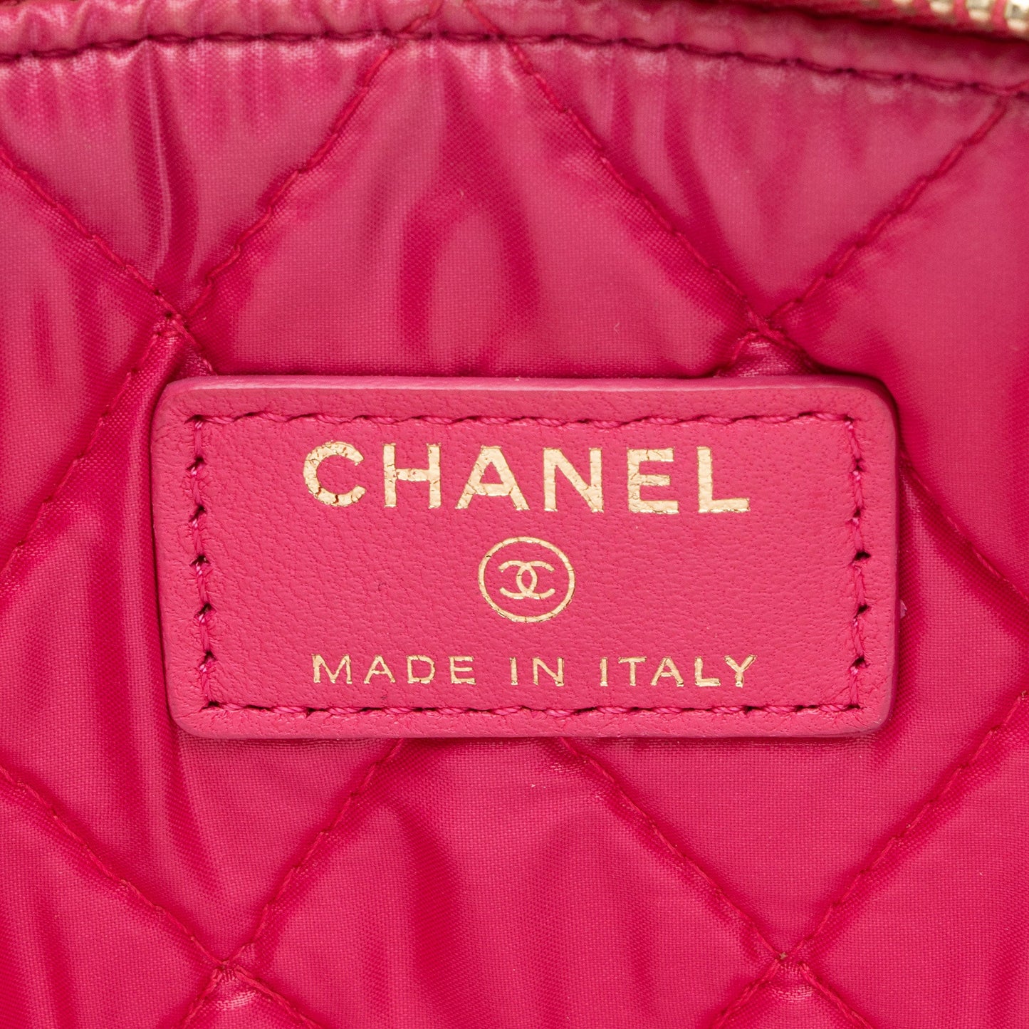 Chanel Lambskin Medium O-Case (SHF-RsJ4rh)