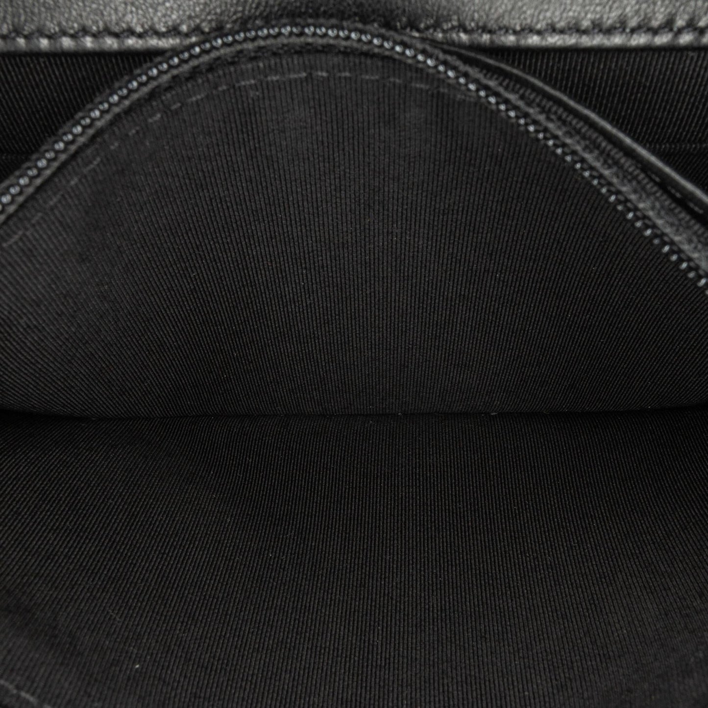 Chanel Lambskin Pyramid Wallet On Chain (SHG-Xyd0cJ)