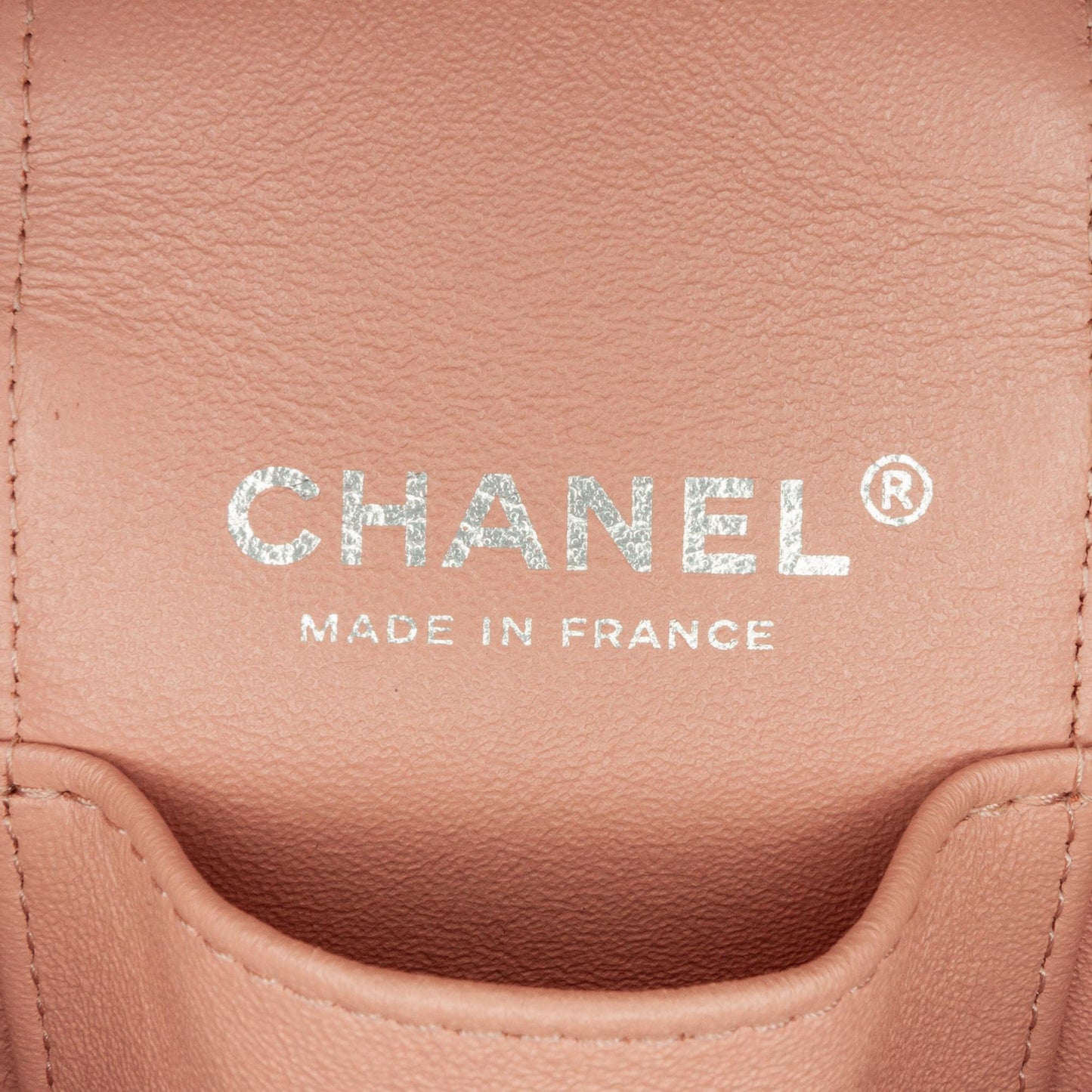 Chanel Lambskin Top Handle Vanity Case with Chain (SHG-hnAAMY)