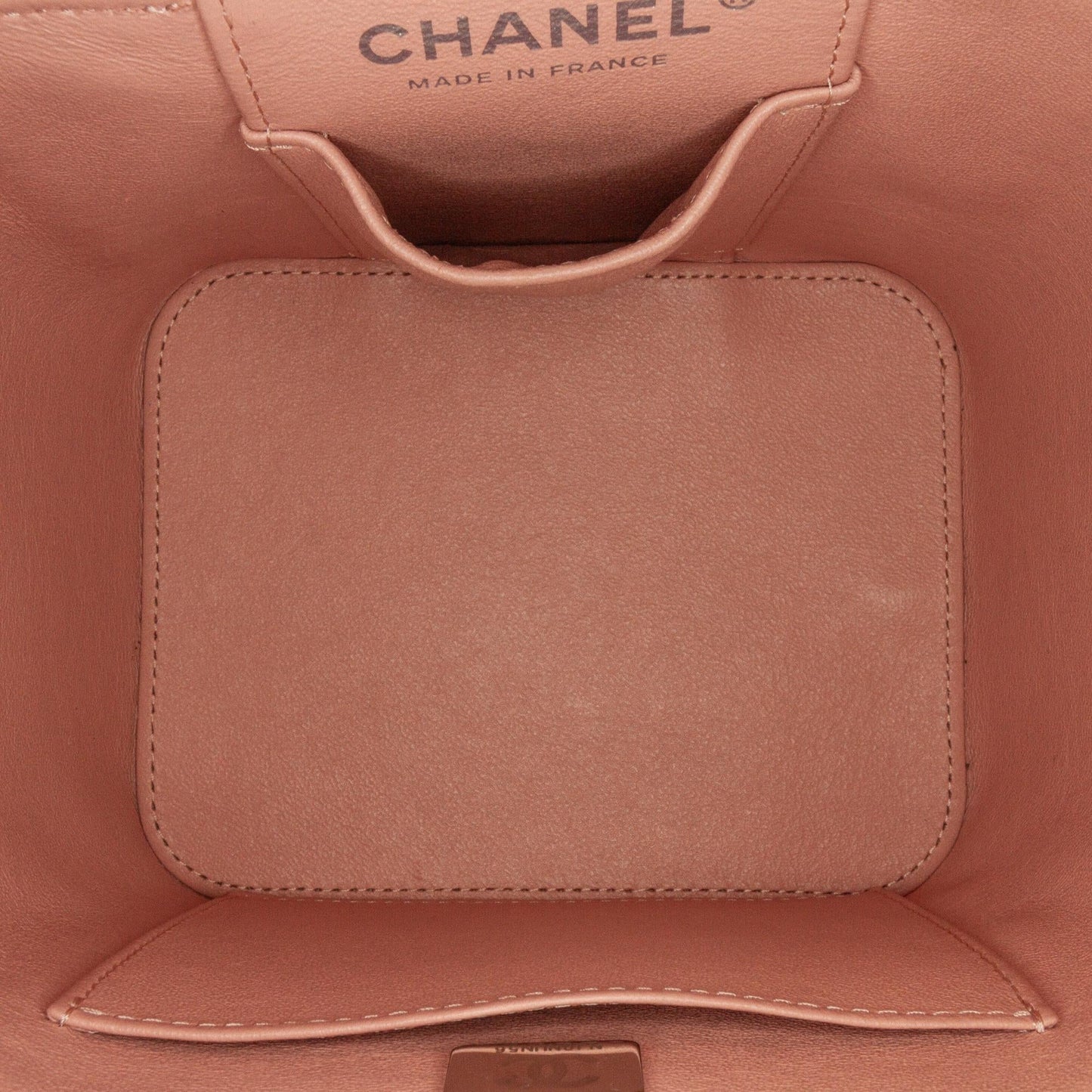 Chanel Lambskin Top Handle Vanity Case with Chain (SHG-K2wZoF)