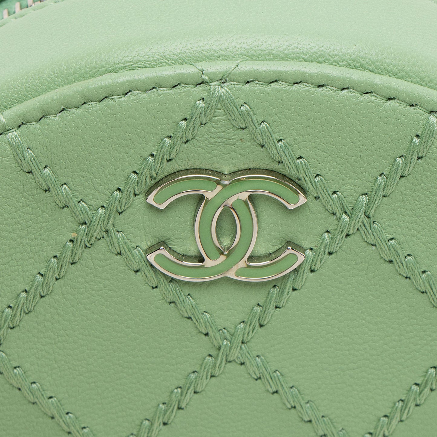 Chanel Lambskin Ultimate Stitch Round Clutch with Chain
