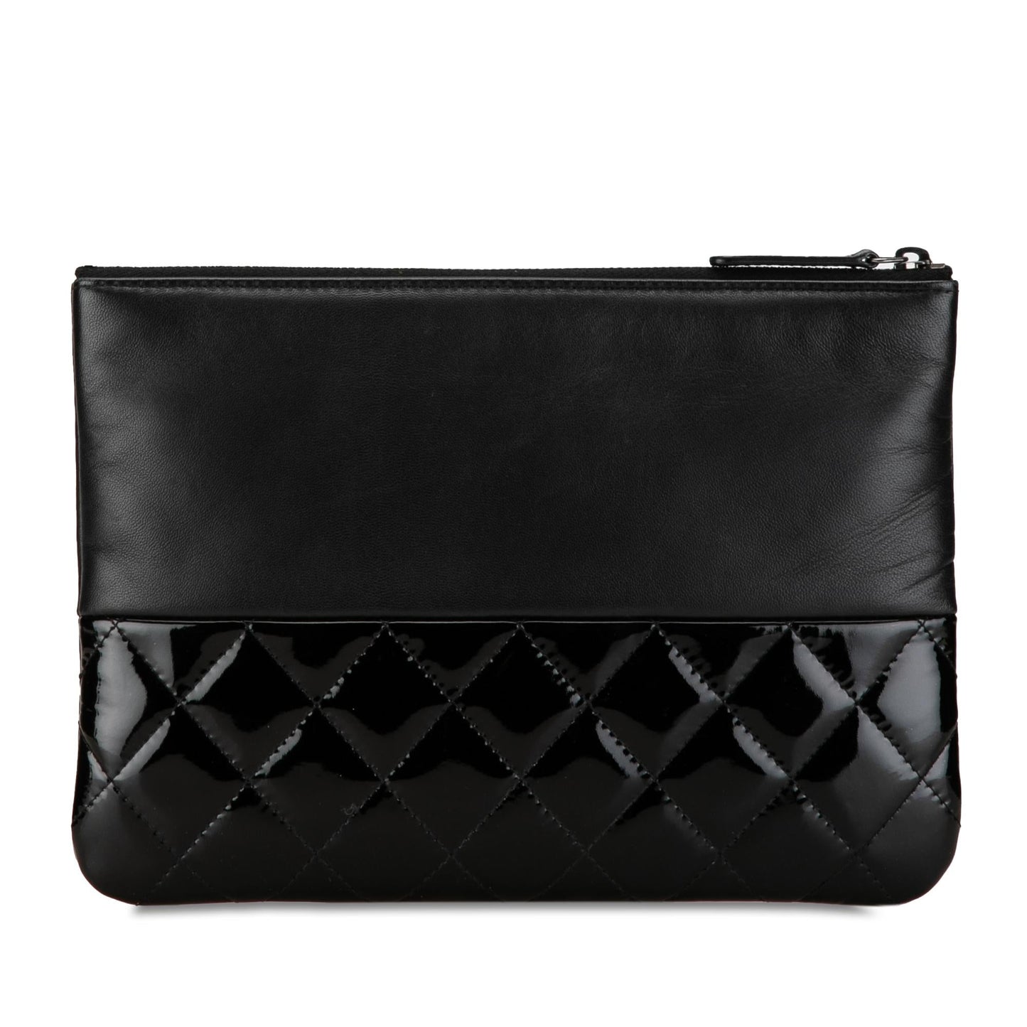 Luxury Chanel Lambskin and Quilted Patent O Case Clutch (SHG-nuBGKM)