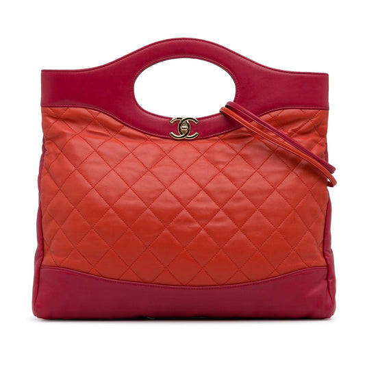 Chanel Large 31 Satchel (SHG-Xaq5P4)