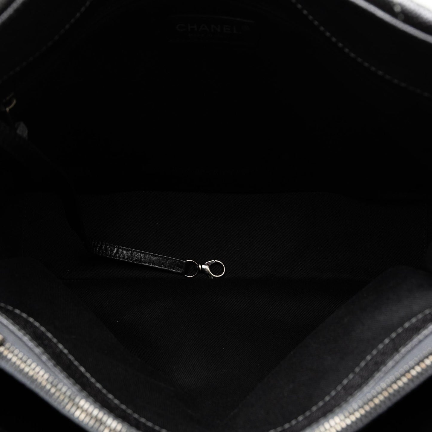Chanel Large Caviar Chic Shopping Tote (SHG-apkgpU)