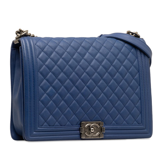 Chanel Large Lambskin Boy Flap (SHG-u6C00y)
