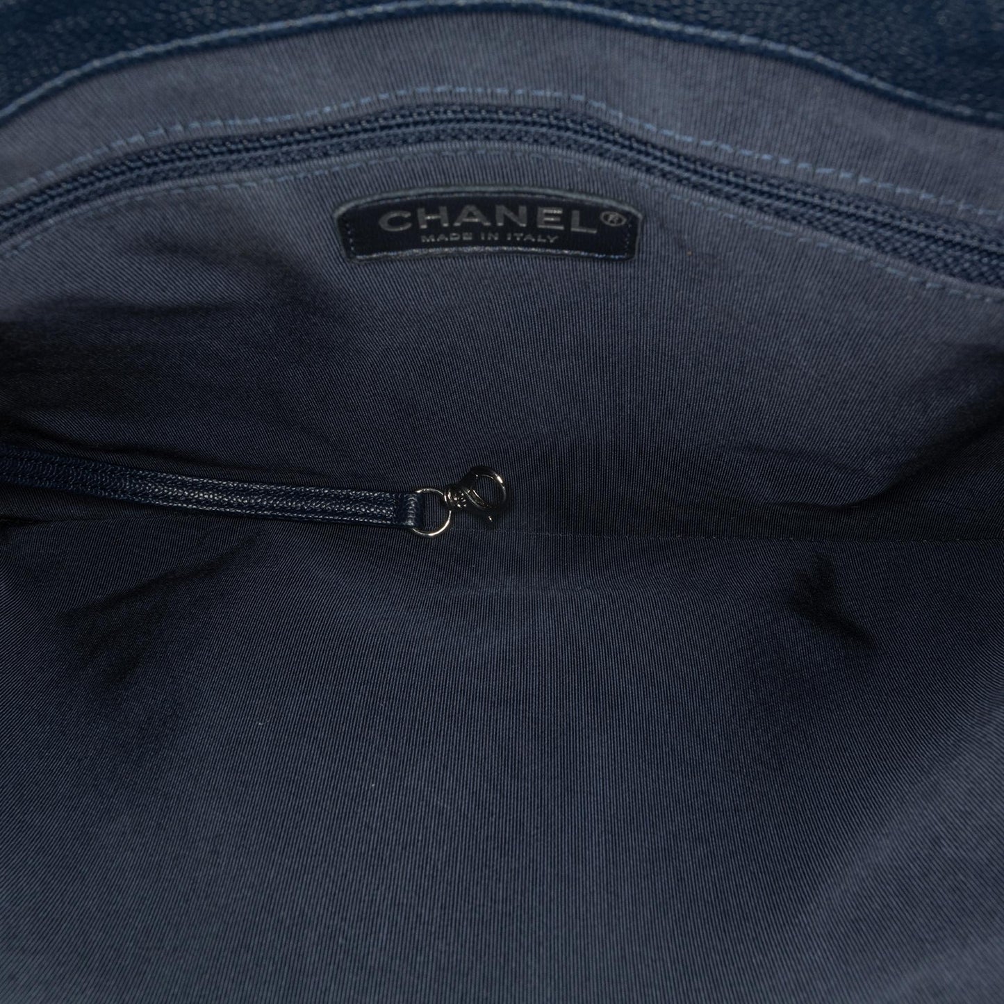 Chanel Large Quilted Caviar Urban Companion Tote (SHG-AColdS)