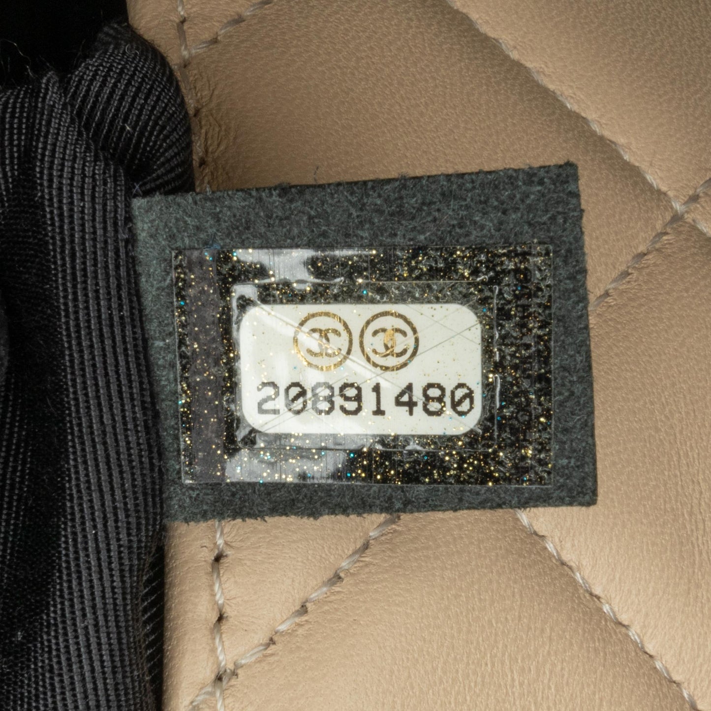 Chanel Large Quilted Lambskin Elegant CC Flap (SHG-haJAFG)