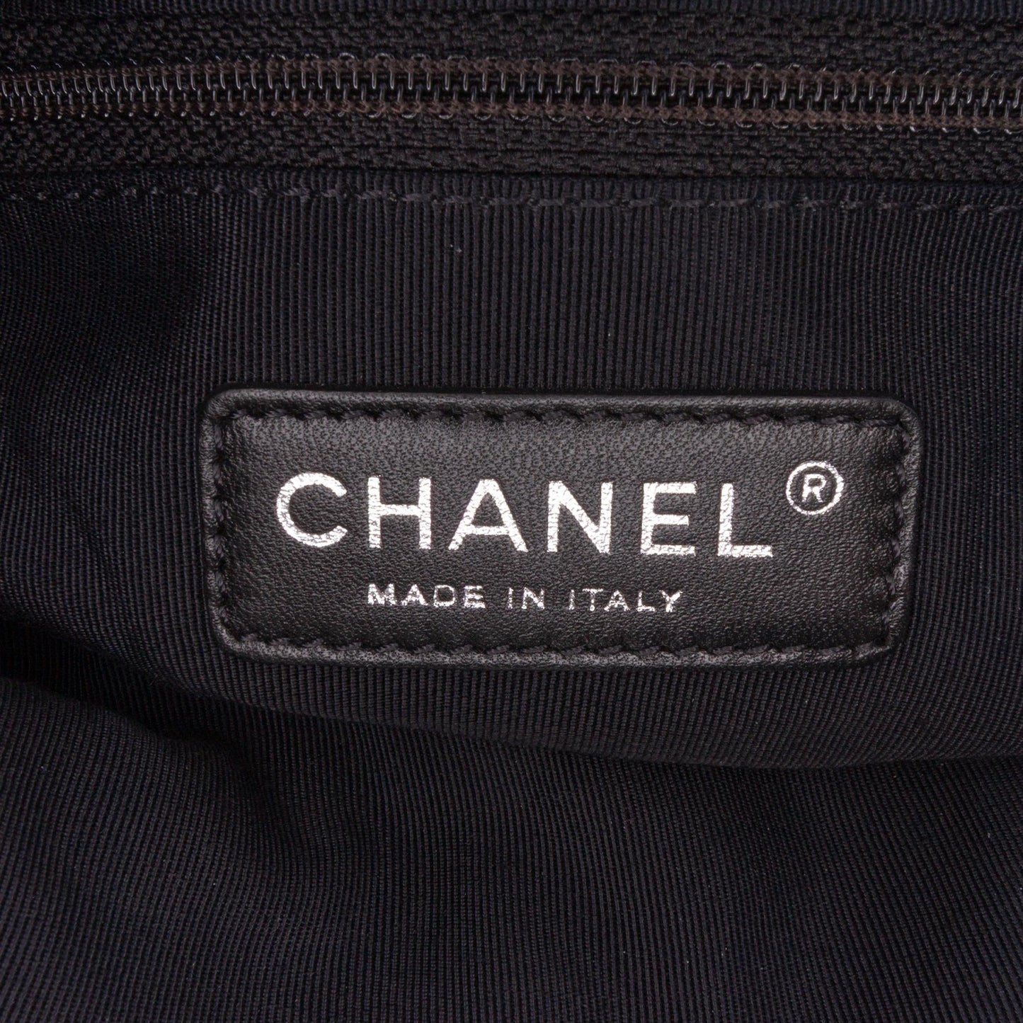 Chanel Large Quilted Metallic Calfskin Chain Me Hobo