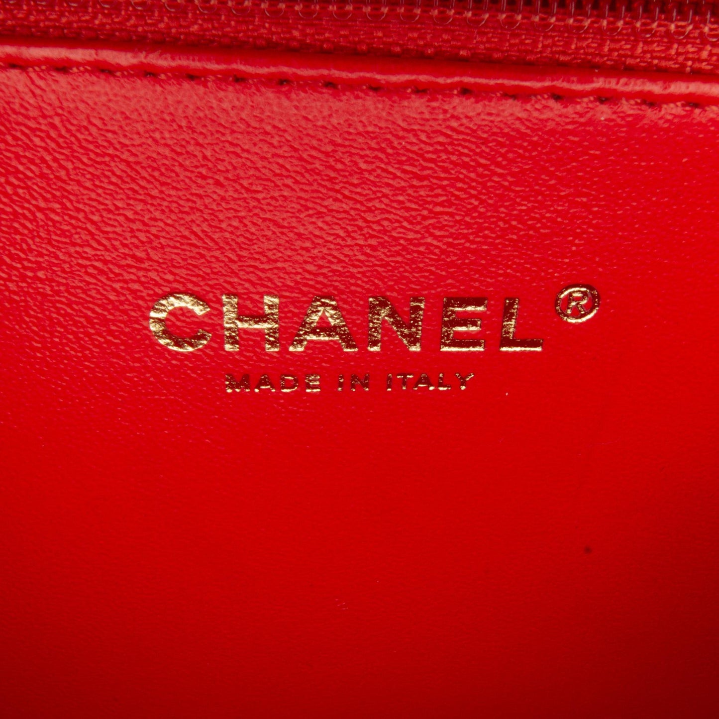 Chanel Medium CC Caviar Filigree Vanity Case (SHG-PrxVRk)
