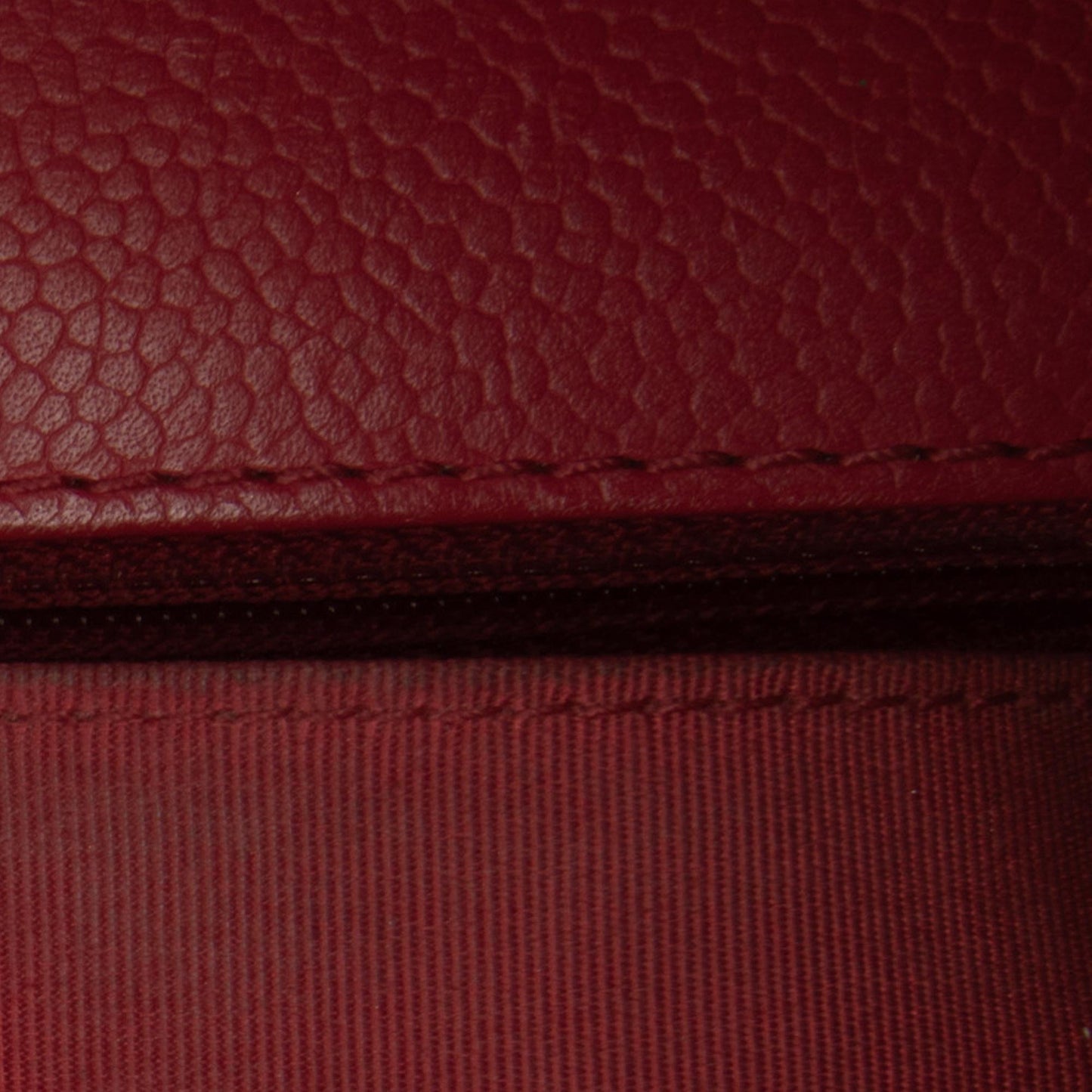 Chanel Medium Caviar Chevron Data Center Envelope Flap (SHG-PZy6WX)