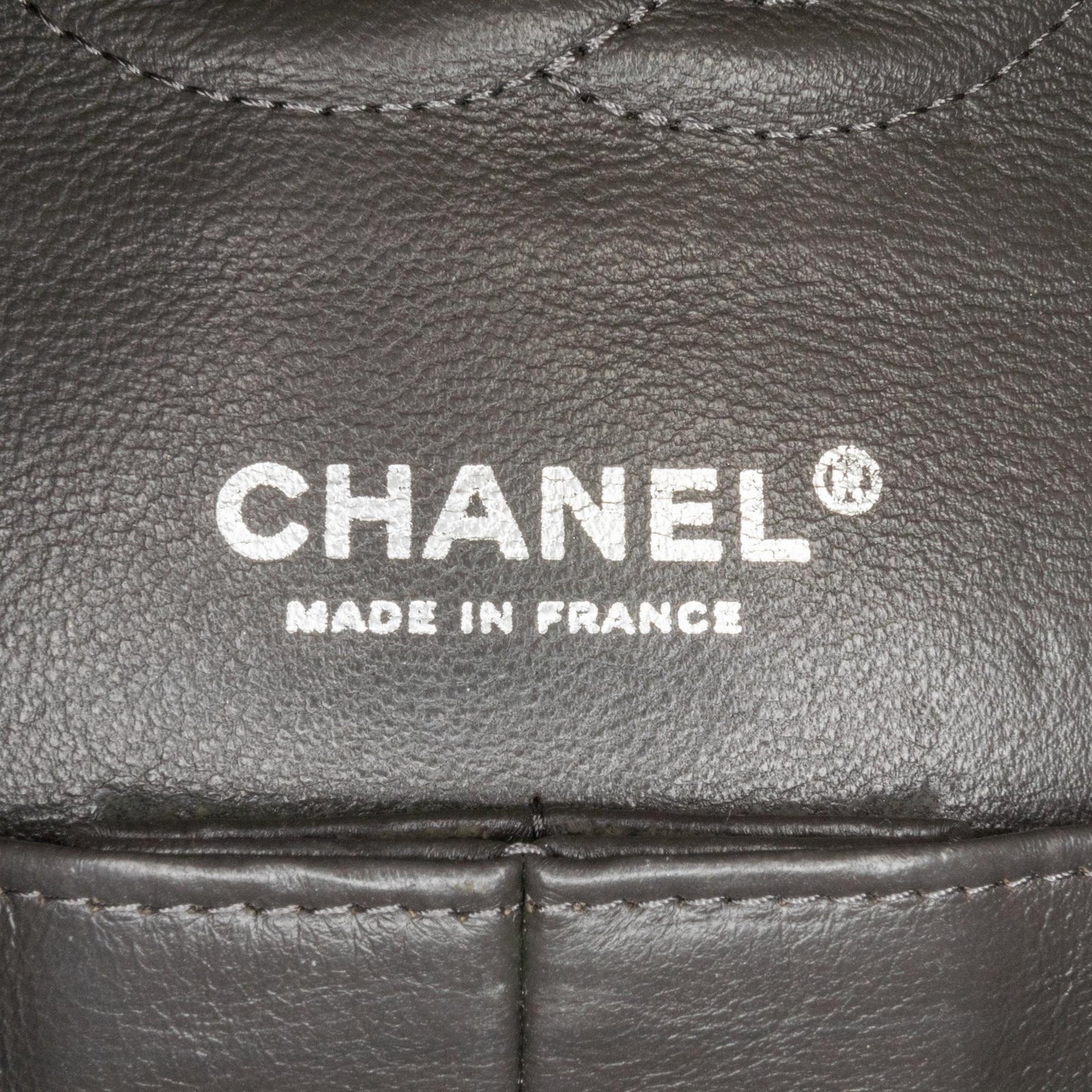 Chanel Medium Classic Distressed Denim Double Flap (SHG-FErwUx)