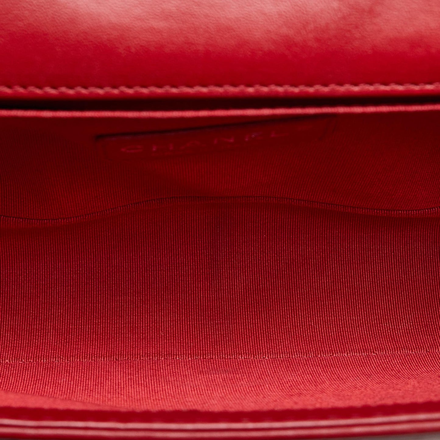 Chanel Medium Lambskin Boy Bicolor Flap Bag (SHG-rAk6LZ)