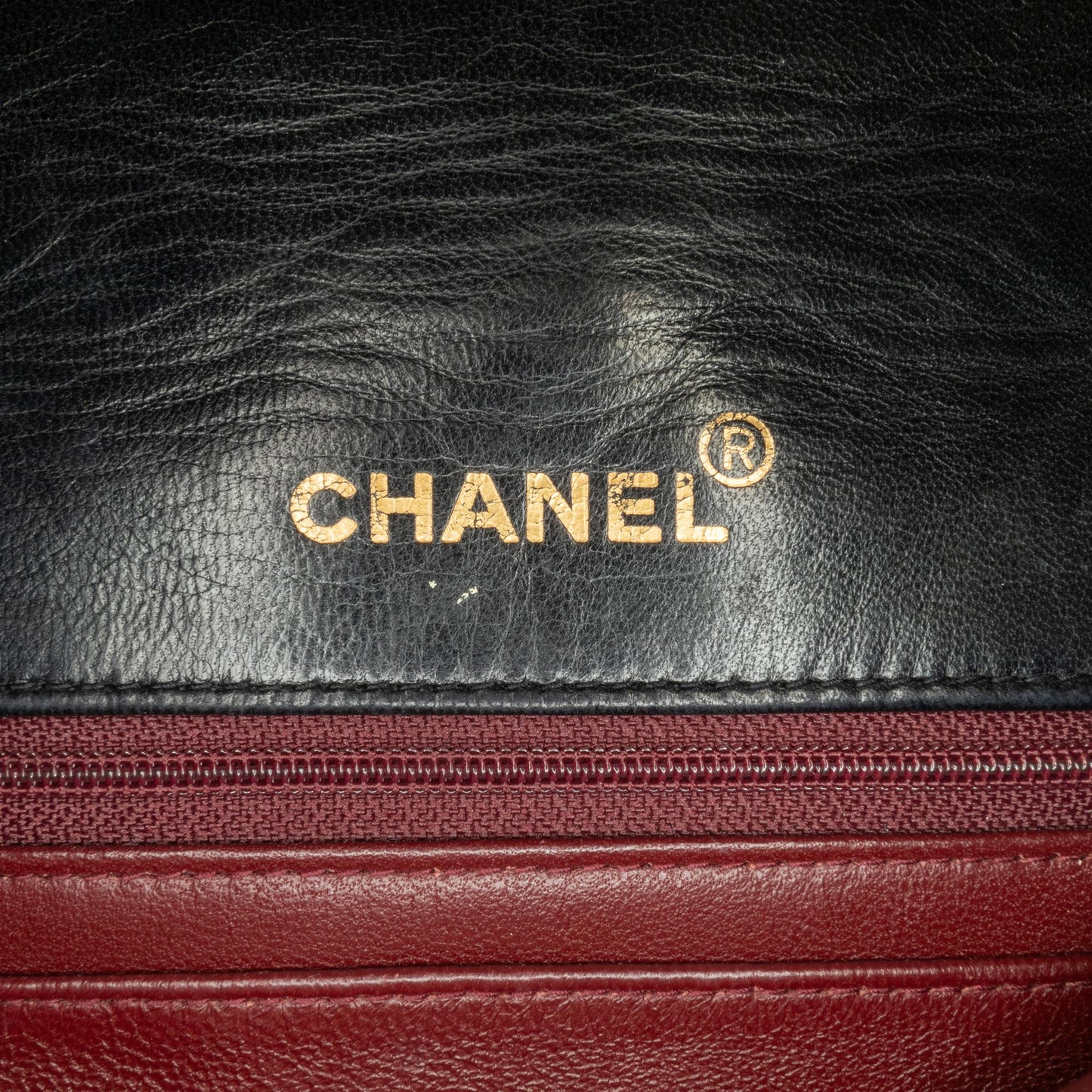 Chanel Medium Lambskin Diana Flap (SHG-YPOPPc)