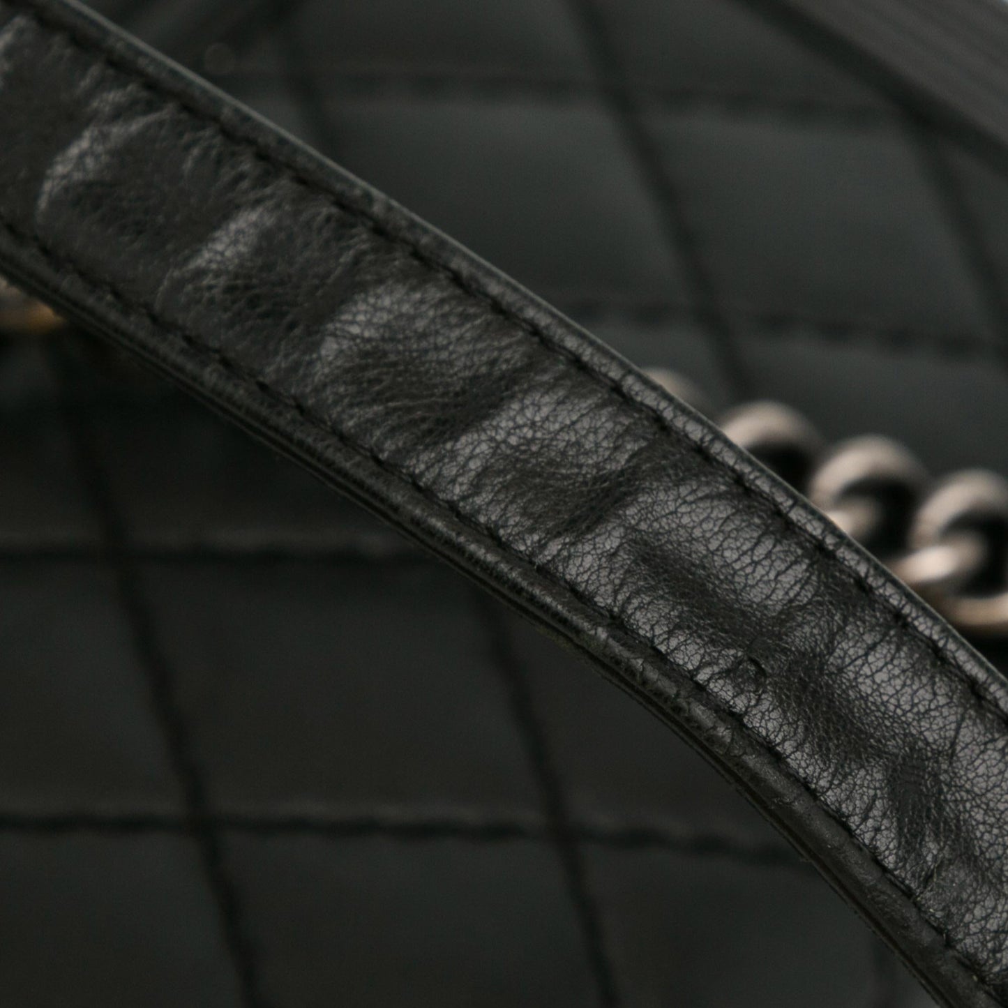 Chanel Medium Lambskin Stitch It Boy Flap (SHG-QrNhc7)