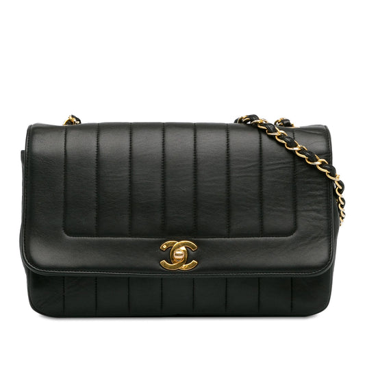 Chanel Medium Lambskin Vertical Border Flap (SHG-9mygPC)