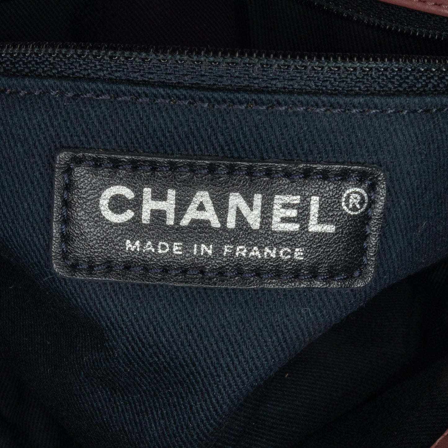 Chanel Medium Microquilted Lambskin Flap (SHG-ZOgysV)