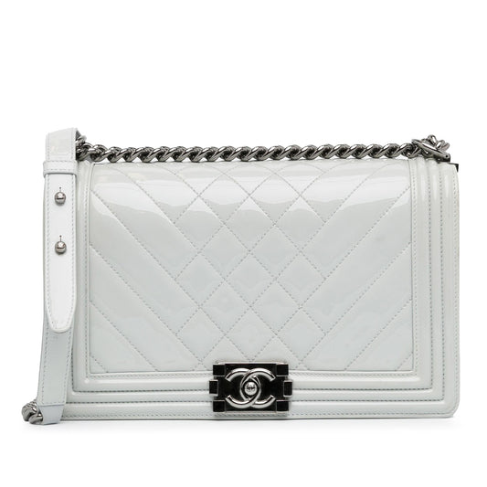 Luxury Chanel Medium Patent Boy Flap (SHG-C0XBaJ)