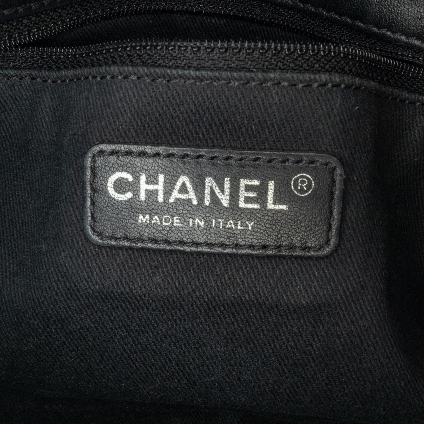 Chanel Medium Patent Coco Shine Flap (SHG-jeEdZZ)