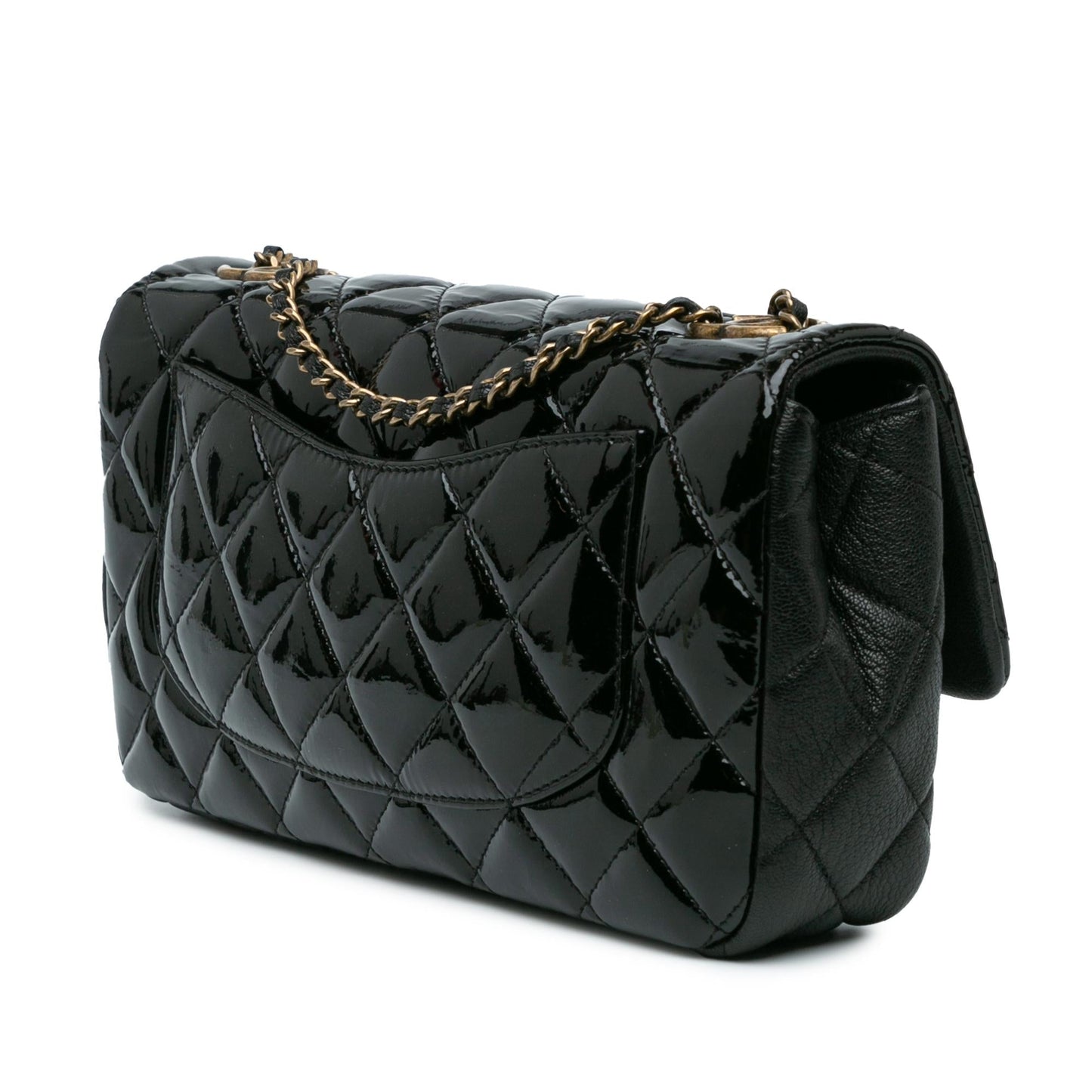 Luxury Chanel Medium Patent Goatskin CC Eyelet Flap (SHG-Xldzli)