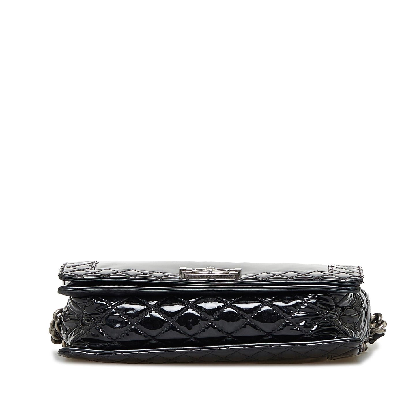 Luxury Chanel Medium Patent Reverso Boy Flap (SHG-uvsh6E)