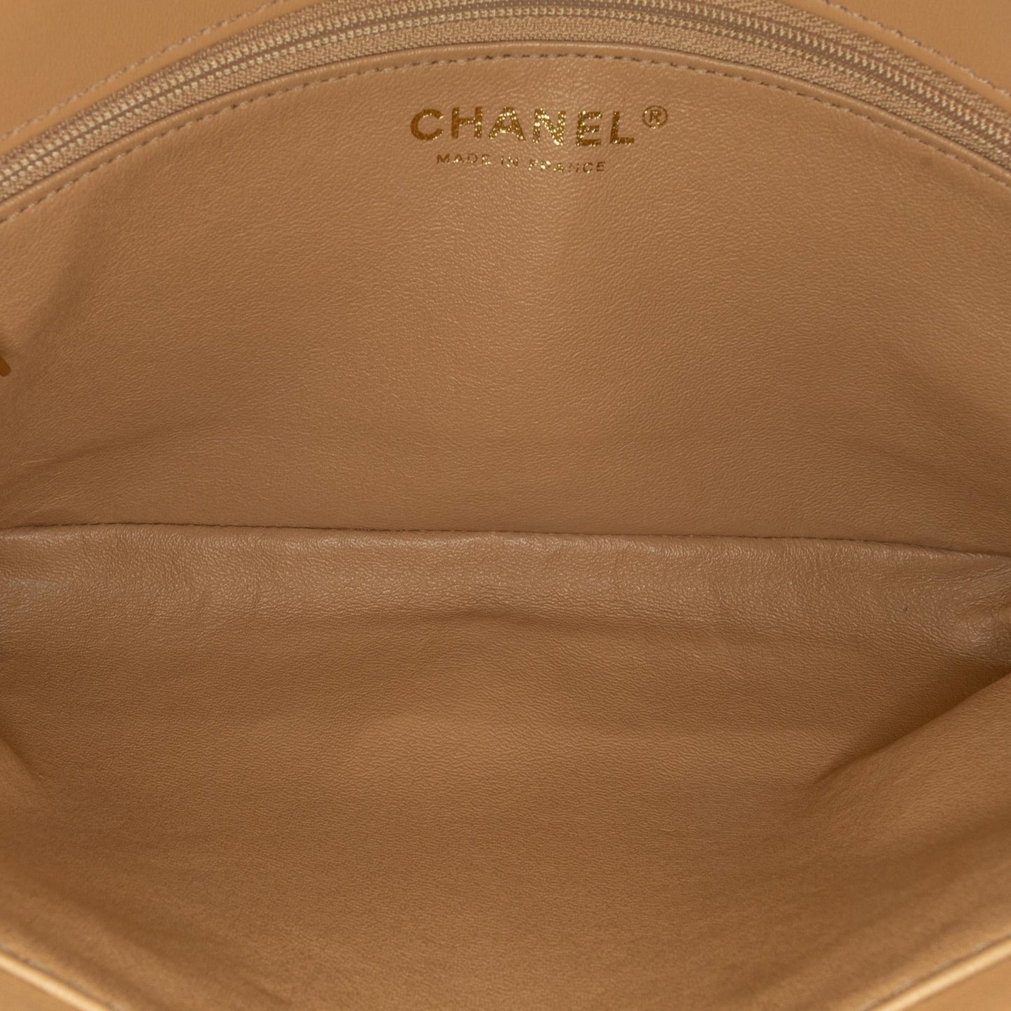 Chanel Medium Quilted Metallic Lambskin CC Chic Double Flap (SHG-qSVXTO)