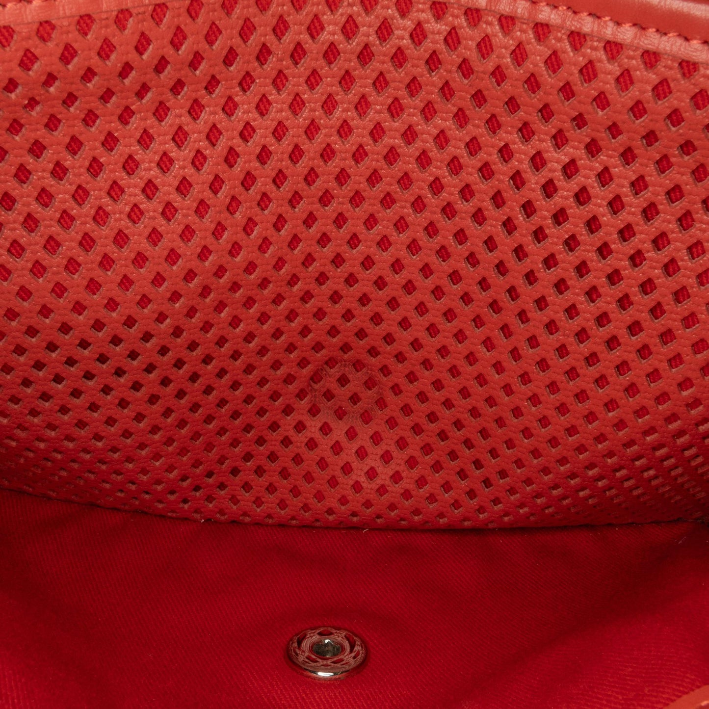 Chanel Medium Up In The Air Flap (SHG-MDnAVn)