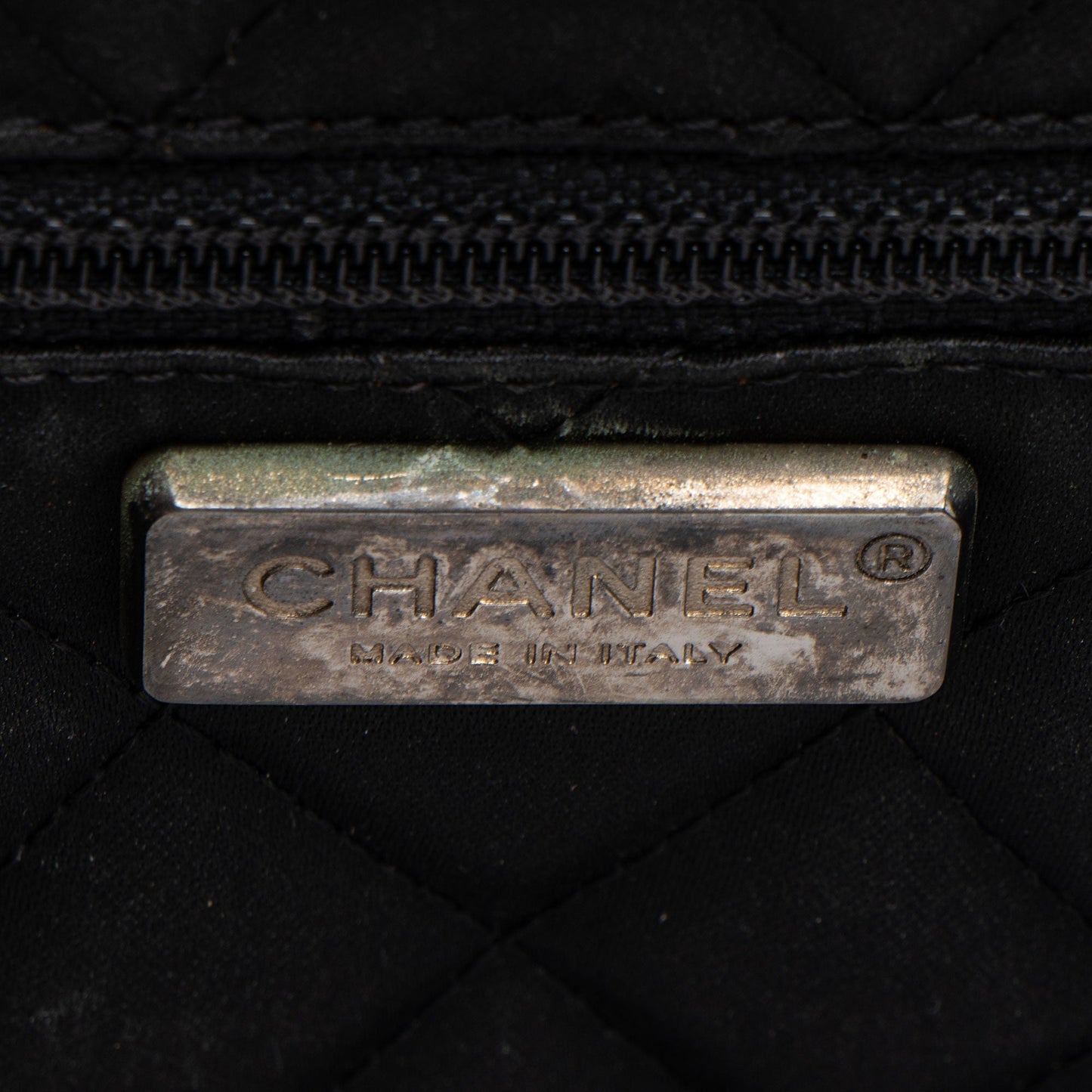 Chanel Metallic Lambskin Patent Leather Double Circle Clutch