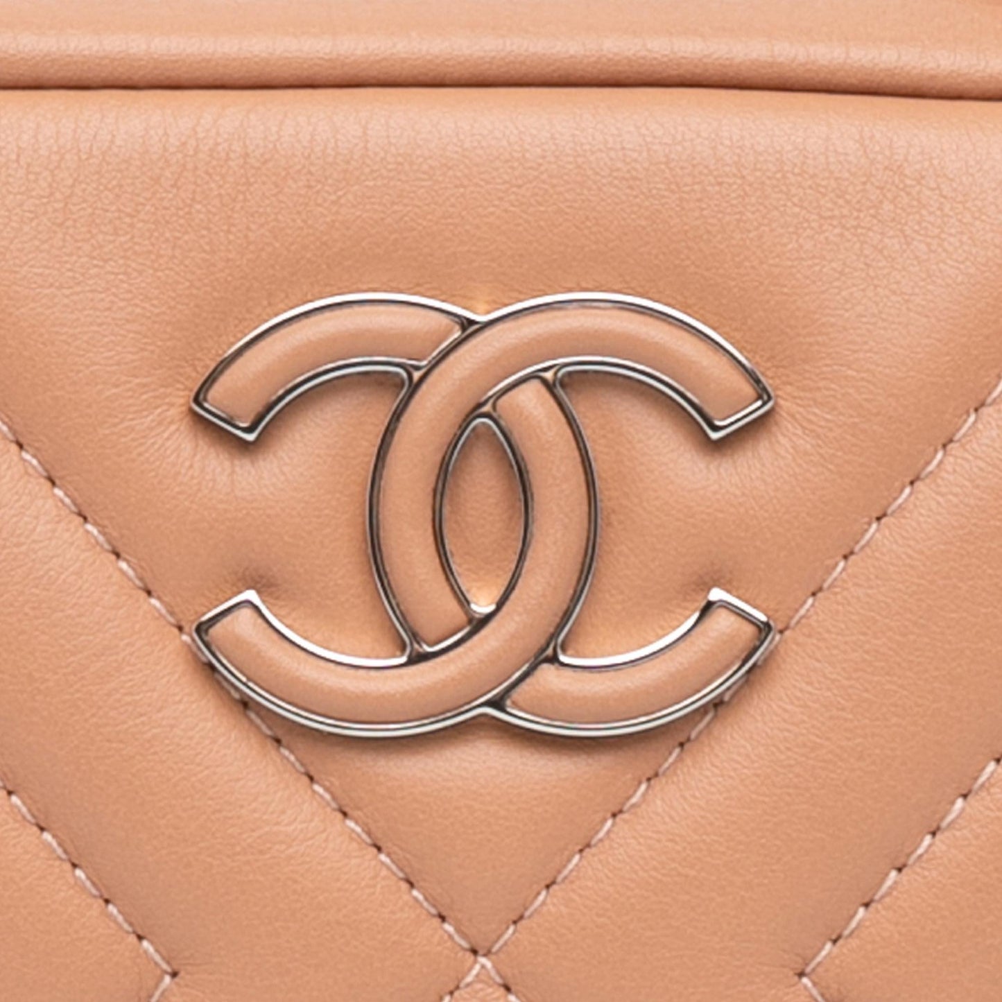 Chanel Mini CC Diagonal Chevron Camera Case (SHG-zMJmTk)