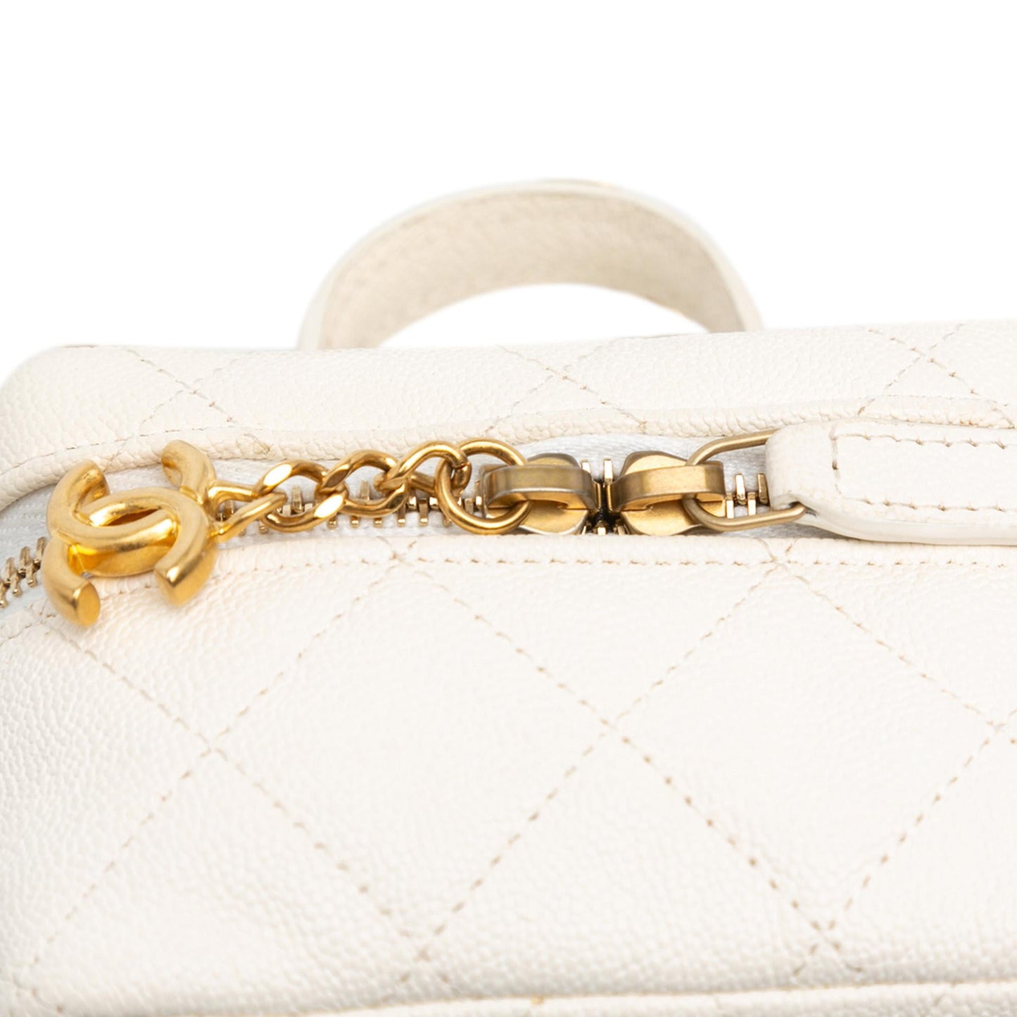 Chanel Mini Caviar Chain Zip Around Vanity Case (SHG-n4JYhS)