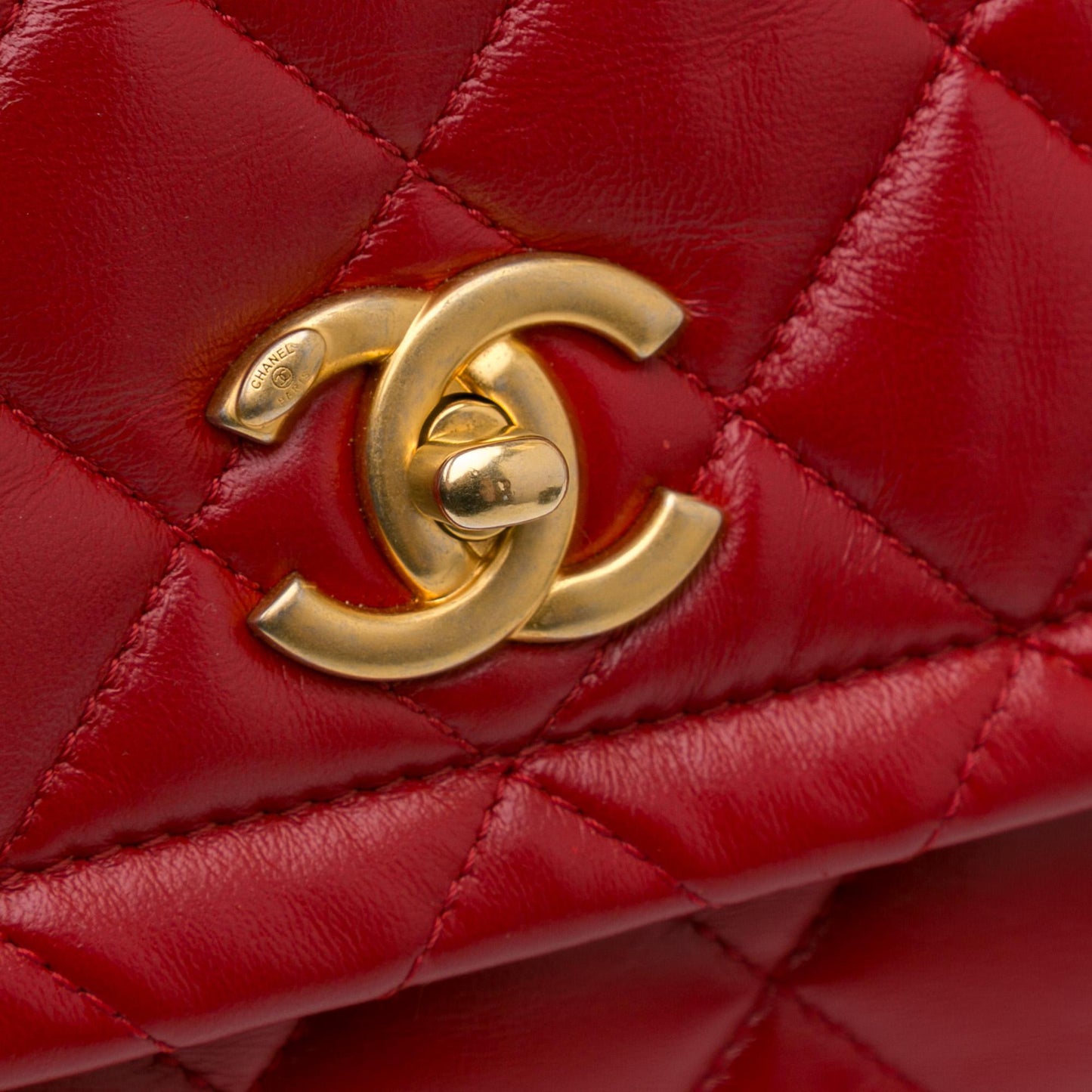Chanel Mini Quilted Lambskin Soft Square Flap (SHG-mDuPZD)