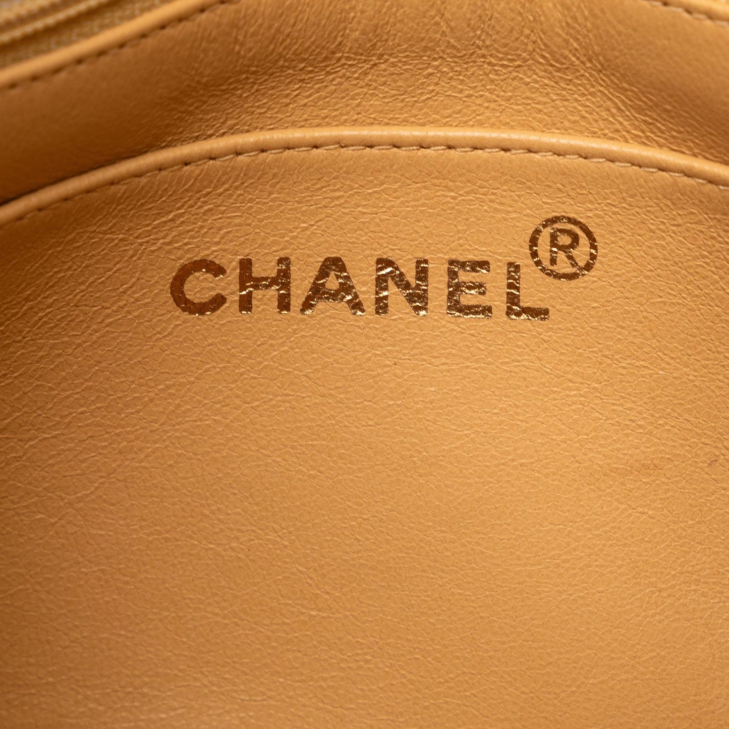 Chanel Mini Square Classic Lambskin Single Flap (SHG-E8DBvA)