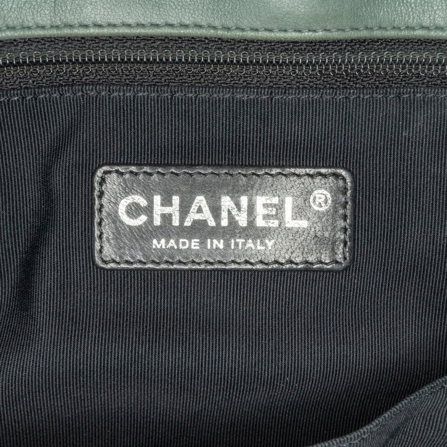 Chanel New Bubble Flap Bag (SHG-vlw2bG)