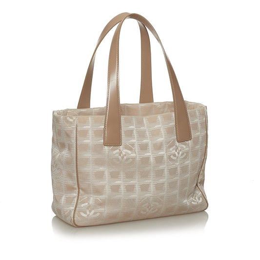Chanel New Travel Line Nylon Handbag (SHG-29082)